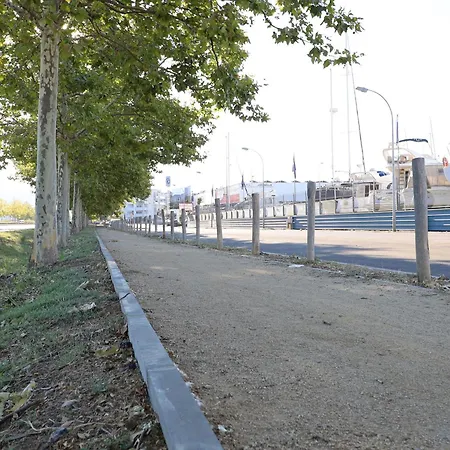 아파트 Alquiler En Residencial Porto Marina,roses, Amantes De La Bicicleta, El Running, Paseos, El Sol Y El Relax Junto A La Piscina, Un Entorno De Parques Naturales, Playas Y Ambiente Vacacional - Es-366-1 로지즈