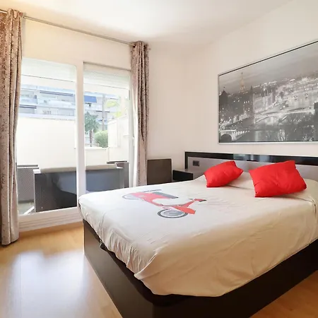 Апартаменты Alquiler En Residencial Porto Marina,roses, Amantes De La Bicicleta, El Running, Paseos, El Sol Y El Relax Junto A La Piscina, Un Entorno De Parques Naturales, Playas Y Ambiente Vacacional - Es-366-1
