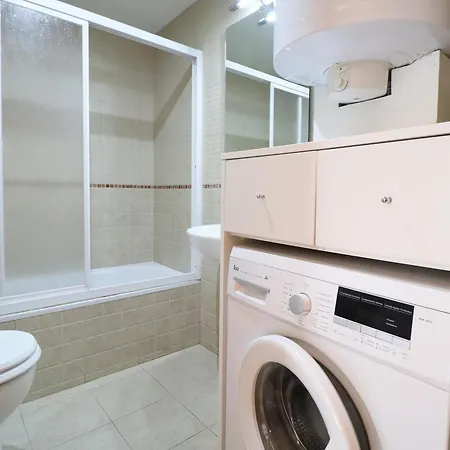 Apartment Alquiler En Residencial Porto Marina,roses, Amantes De La Bicicleta, El Running, Paseos, El Sol Y El Relax Junto A La Piscina, Un Entorno De Parques Naturales, Playas Y Ambiente Vacacional - Es-366-1 Roses