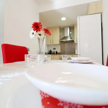 Alquiler En Residencial Porto Marina,roses, Amantes De La Bicicleta, El Running, Paseos, El Sol Y El Relax Junto A La Piscina, Un Entorno De Parques Naturales, Playas Y Ambiente Vacacional - Es-366-1 * Roses