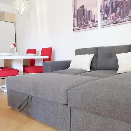 Alquiler En Residencial Porto Marina,roses, Amantes De La Bicicleta, El Running, Paseos, El Sol Y El Relax Junto A La Piscina, Un Entorno De Parques Naturales, Playas Y Ambiente Vacacional - Es-366-1